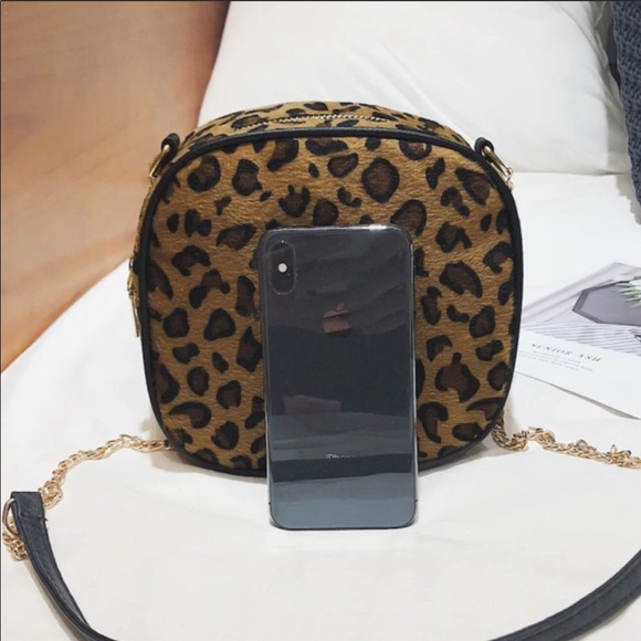 Leopard Print Crossbody Bag, NWOT - Picture 2 of 5